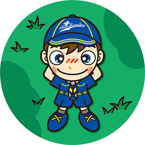 寝そべるカブスカウト